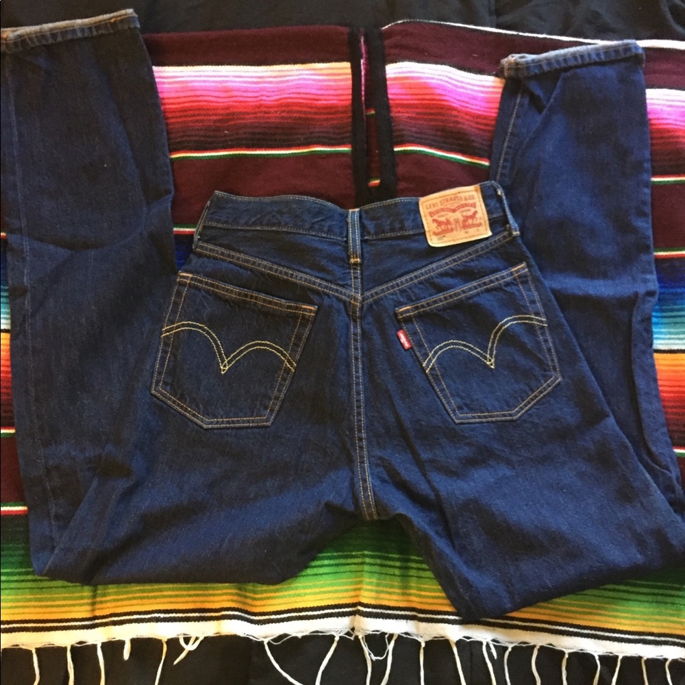 🆕 Levi Strauss 501 Button fly High-waist Jeans🌀